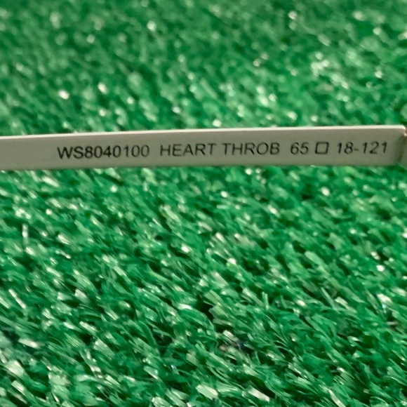 Heart ❤️ throb white with smoked lense euc# - Picture 4 of 4